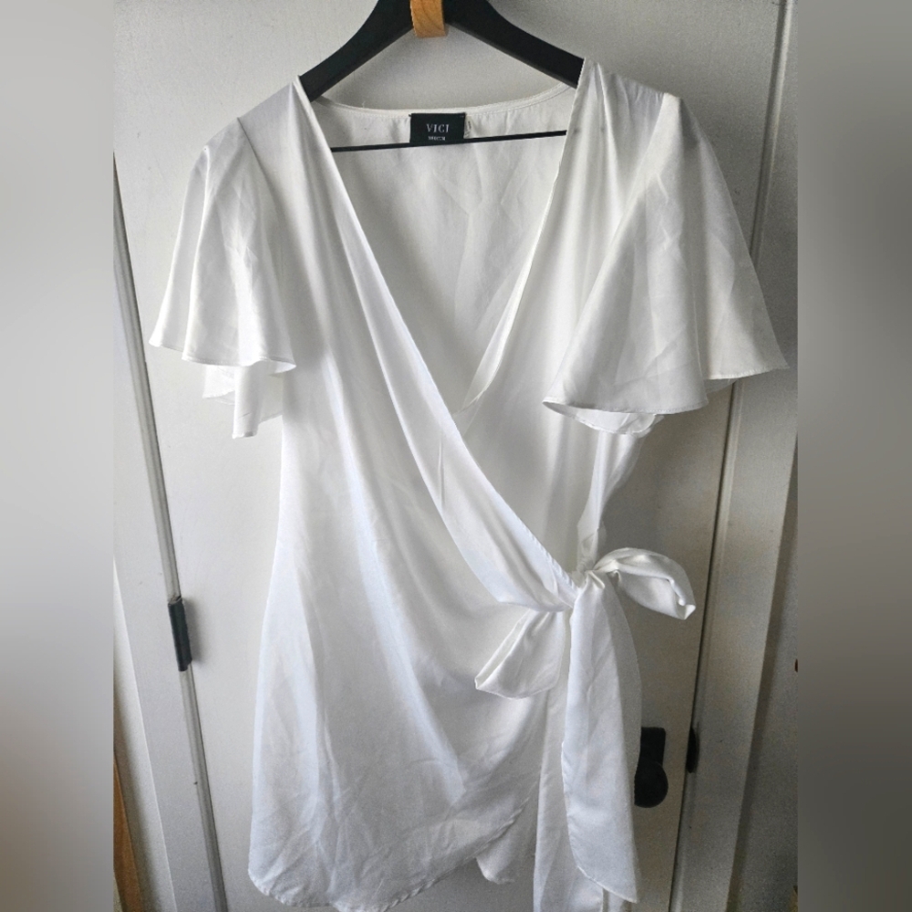 Vici Satin White Wrap Dress with Flutter Sleeves. Size Med